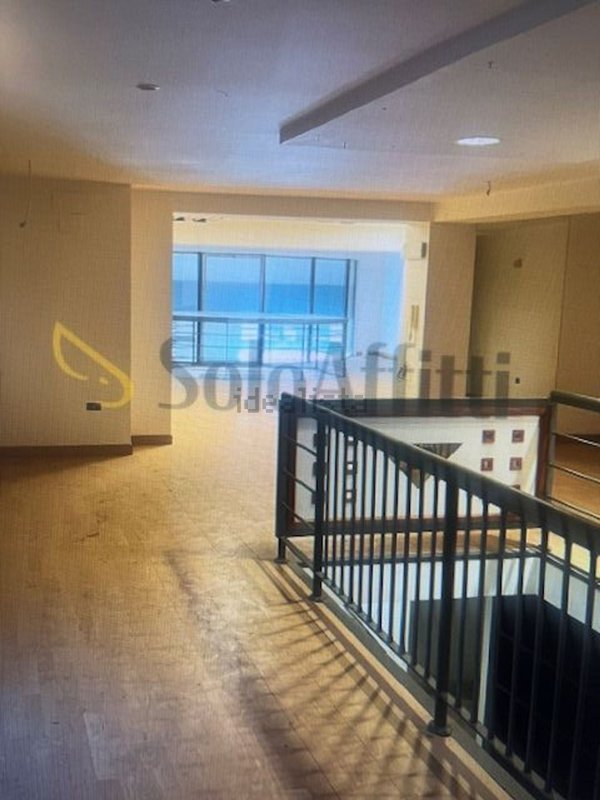 locale commerciale in vendita a Pescara