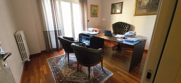 ufficio in vendita a Pescara