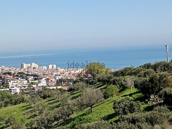 terreno edificabile in vendita a Pescara