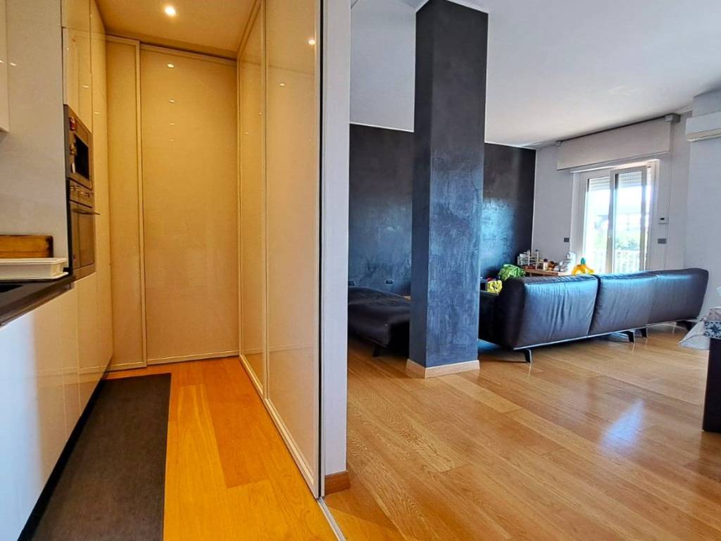 appartamento in vendita a Pescara in zona Porta Nuova