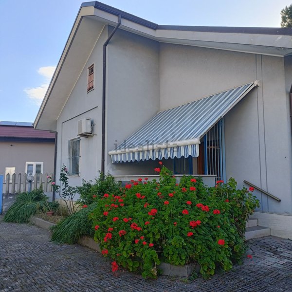 casa semindipendente in vendita a Pescara in zona Centro Città