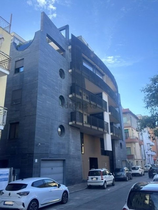 casa indipendente in vendita a Pescara in zona Centro Città
