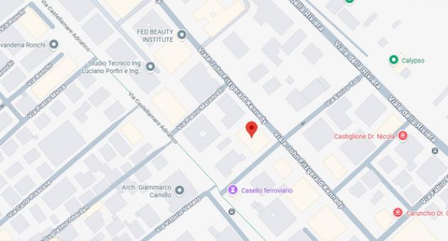 negozio in vendita a Pescara in zona Kennedy