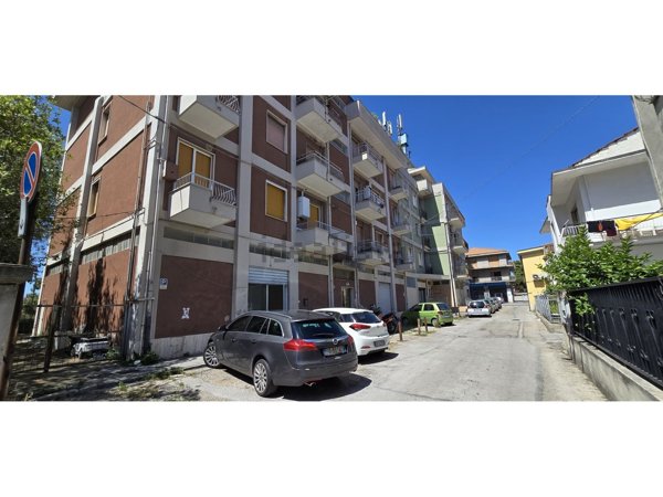 casa semindipendente in vendita a Pescara