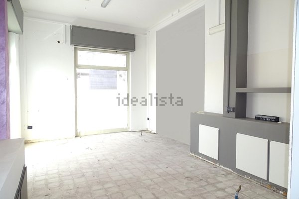 locale commerciale in vendita a Pescara