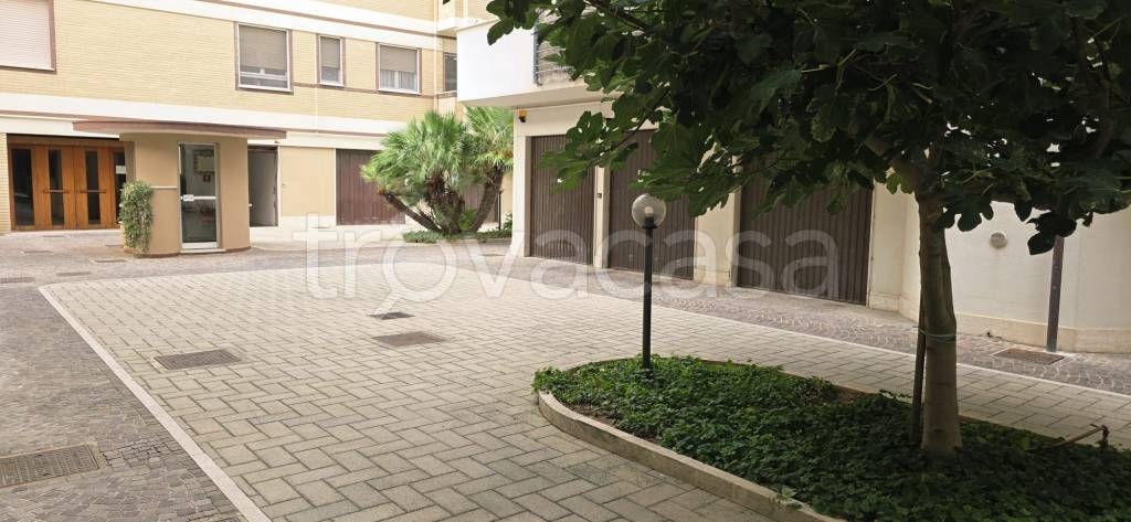 appartamento in vendita a Pescara in zona Kennedy