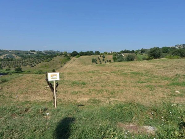 terreno agricolo in vendita a Pescara in zona Ospedale