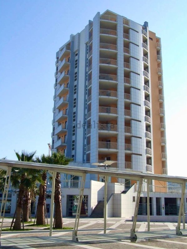 appartamento in vendita a Pescara in zona Porta Nuova