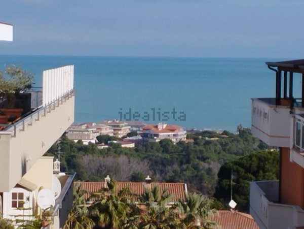 appartamento in vendita a Pescara in zona Pineta