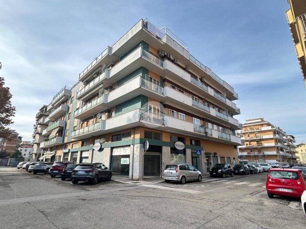 appartamento in vendita a Pescara in zona Porta Nuova