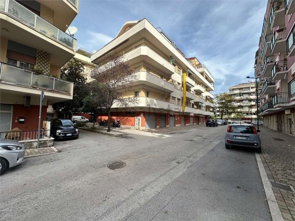 appartamento in vendita a Pescara in zona Castellammare