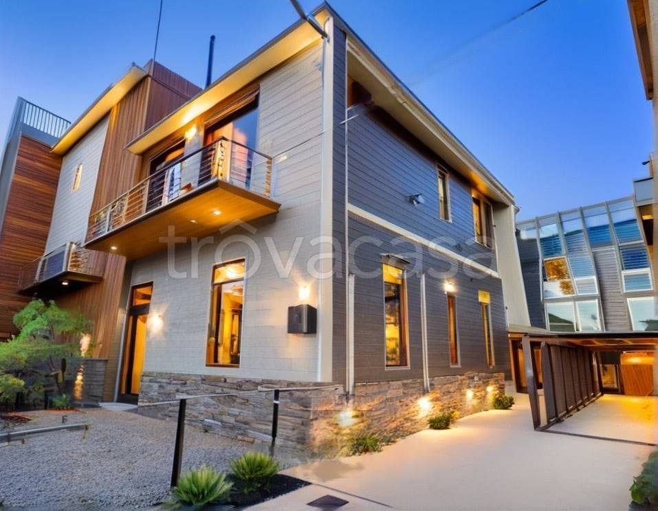 casa indipendente in vendita a Pescara in zona Ospedale