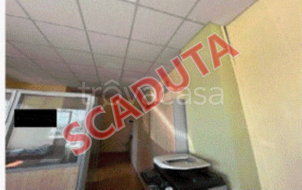 negozio in vendita a Pescara