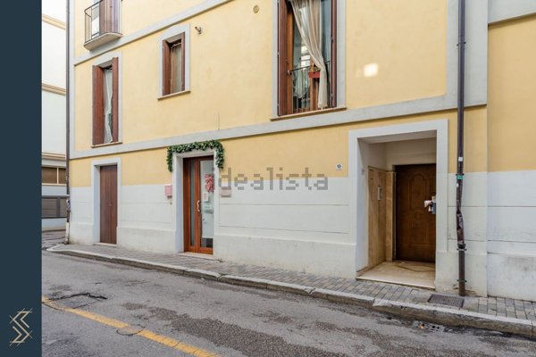 appartamento in vendita a Pescara in zona Centro Città