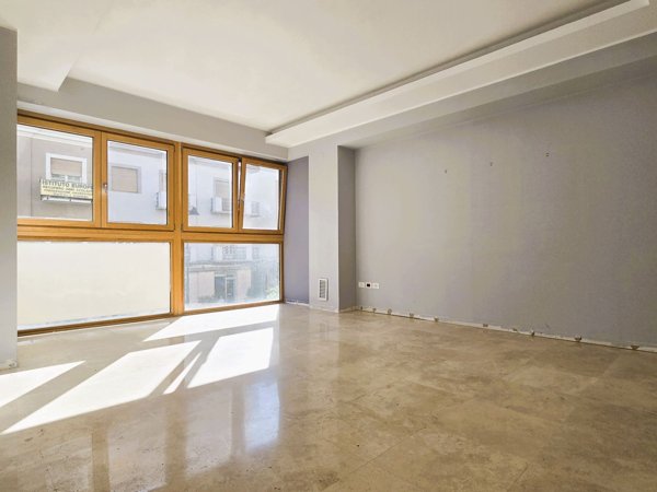 ufficio in vendita a Pescara in zona Centro Città