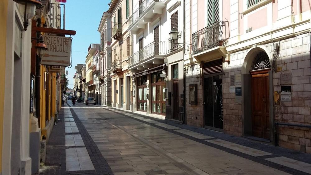 negozio in vendita a Pescara