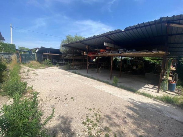terreno agricolo in vendita a Pescara in zona Ospedale
