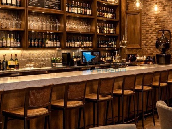 negozio in vendita a Pescara in zona Centro Città