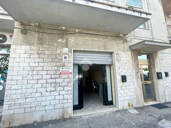 negozio in vendita a Pescara