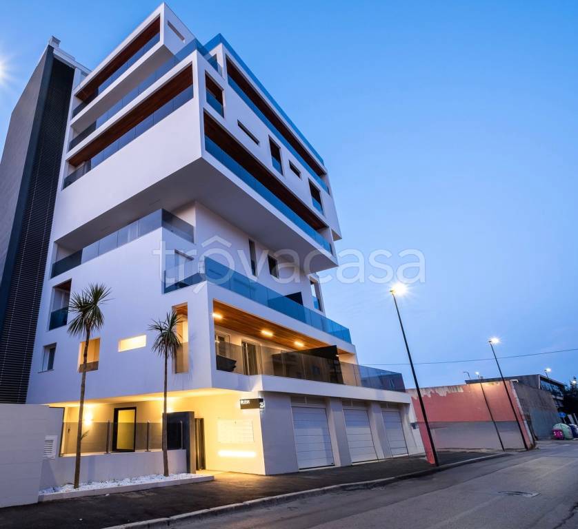 appartamento in vendita a Pescara in zona Porta Nuova