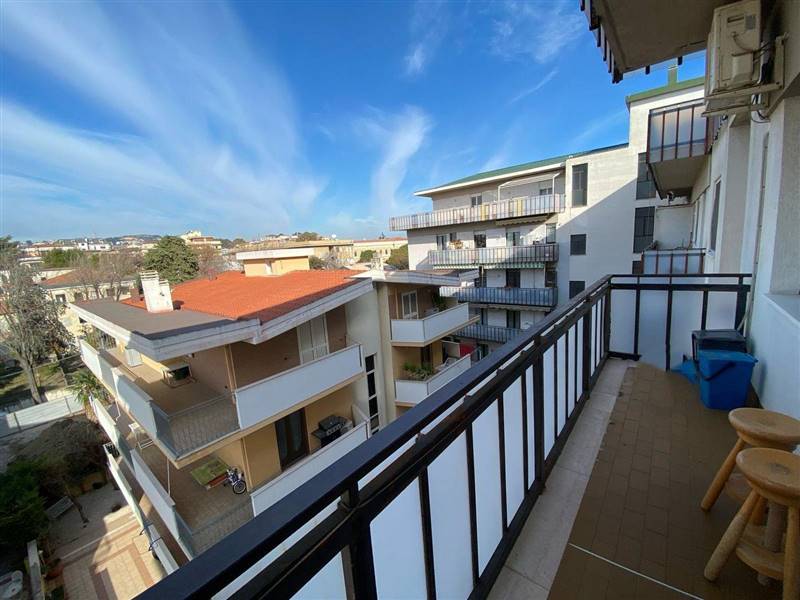 appartamento in vendita a Pescara in zona Centro Città