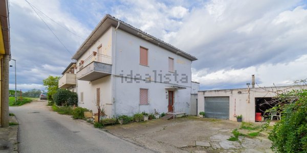 casa indipendente in vendita a Pescara