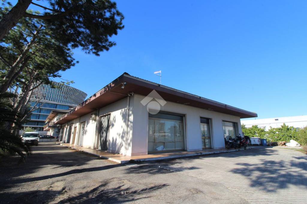 appartamento in vendita a Pescara in zona Porta Nuova