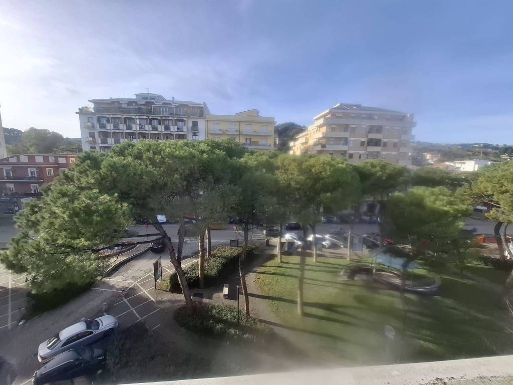 appartamento in vendita a Pescara in zona Castellammare