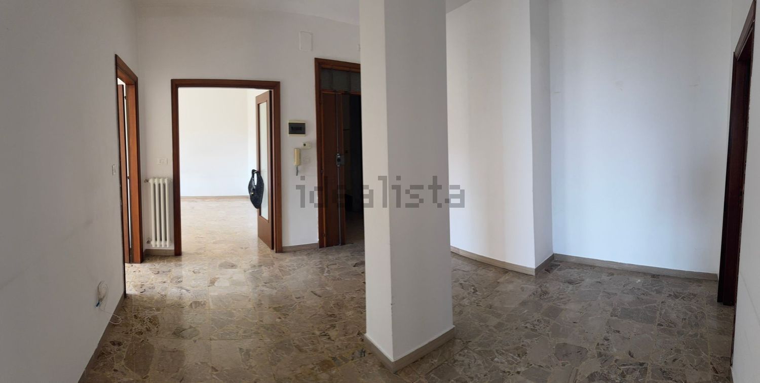 appartamento in vendita a Pescara in zona Centro Città