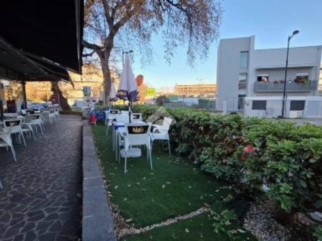 negozio in vendita a Pescara in zona Ospedale