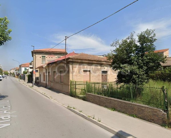 casa indipendente in vendita a Pescara in zona Porta Nuova
