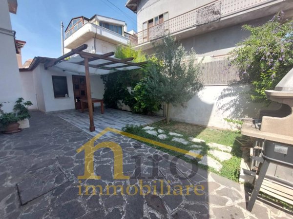 casa indipendente in vendita a Pescara