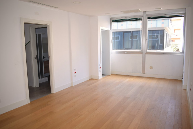 ufficio in vendita a Pescara