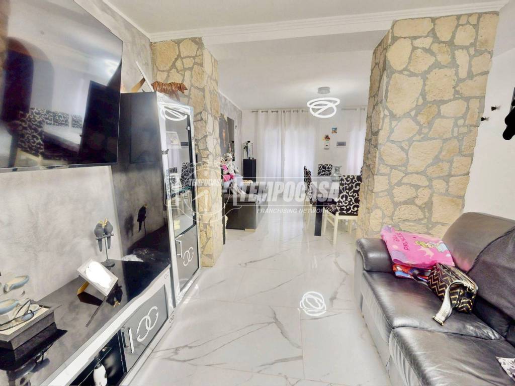 casa indipendente in vendita a Pescara in zona Madonna del Fuoco