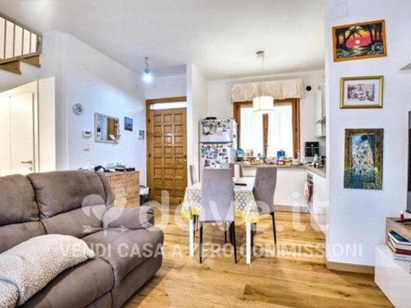 casa indipendente in vendita a Pescara in zona Ospedale