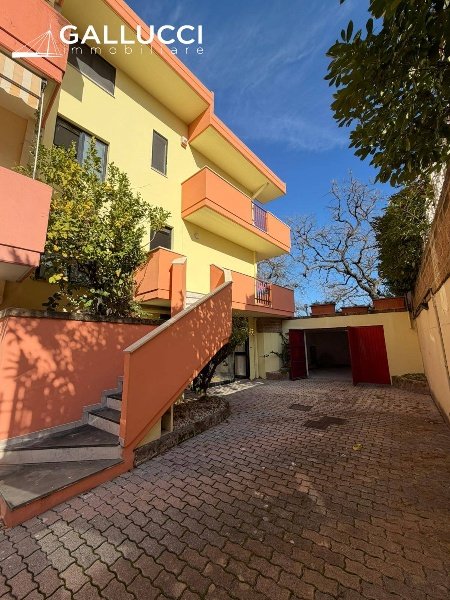 casa indipendente in vendita a Pescara in zona San Silvestro