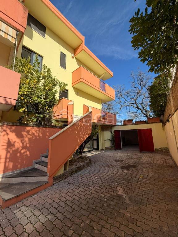 casa indipendente in vendita a Pescara in zona San Silvestro