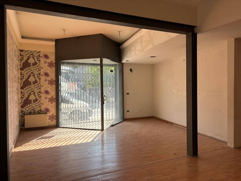 negozio in vendita a Pescara