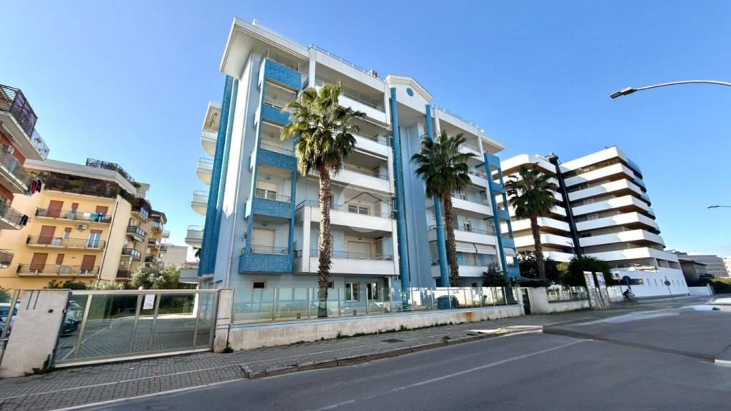 appartamento in vendita a Pescara in zona Porta Nuova