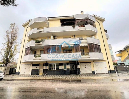 appartamento in vendita a Pescara in zona San Silvestro Spiaggia