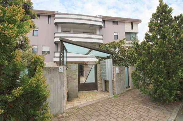 appartamento in vendita a Pescara in zona Pineta