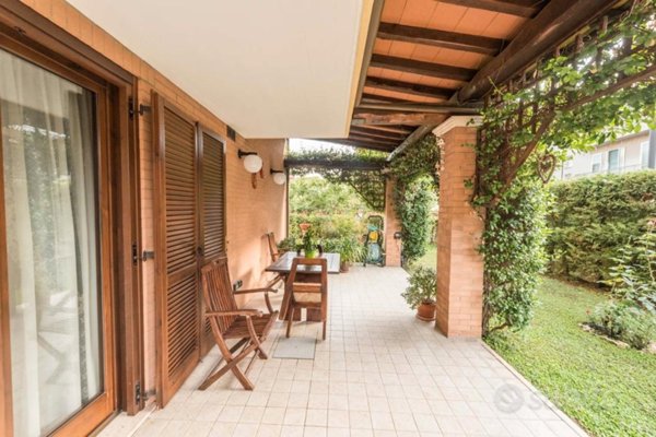 casa indipendente in vendita a Pescara in zona Porta Nuova