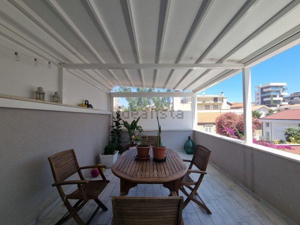 casa indipendente in vendita a Pescara