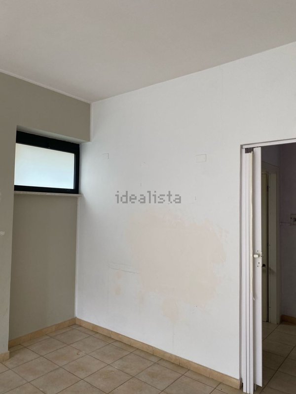 locale commerciale in vendita a Pescara