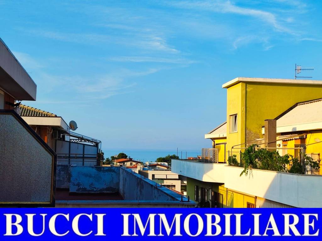 appartamento in vendita a Pescara in zona Castellammare