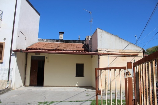 casa indipendente in vendita a Pescara in zona Colle di Mezzo