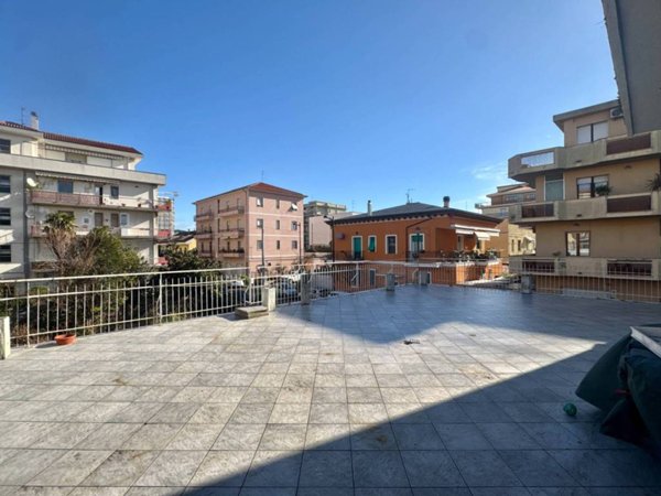 appartamento in vendita a Pescara in zona Stadio