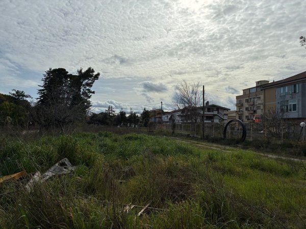 terreno edificabile in vendita a Pescara