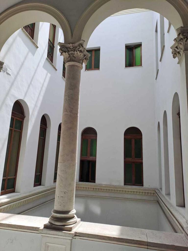 appartamento in vendita a Pescara in zona Porta Nuova