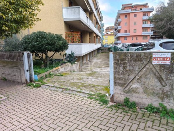 locale di sgombero in vendita a Pescara in zona Ospedale